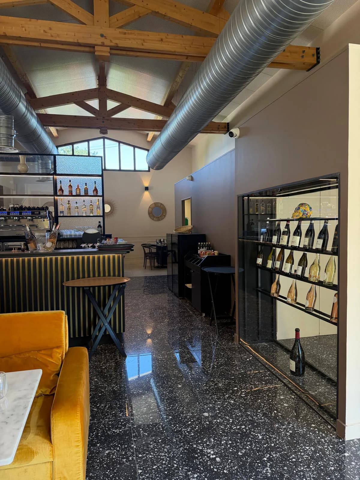 L'ambiance — 10